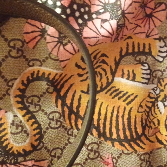 Authentic gucci bag - Picture 3 of 13